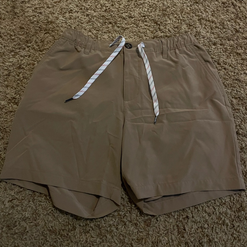 Chubbies 6” inseam shorts